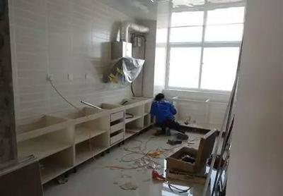 厨房橱柜万万不能这样装，我家刚装半年就坏了！血泪教训总结