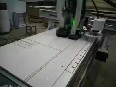 高效精准，智造未来——郫县板式家具数控开料机引领橱柜衣柜加工新革命